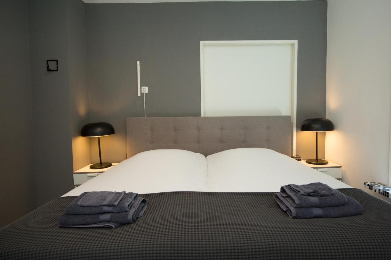Bed And Breakfast Groningen - Peizerweg ภายนอก รูปภาพ