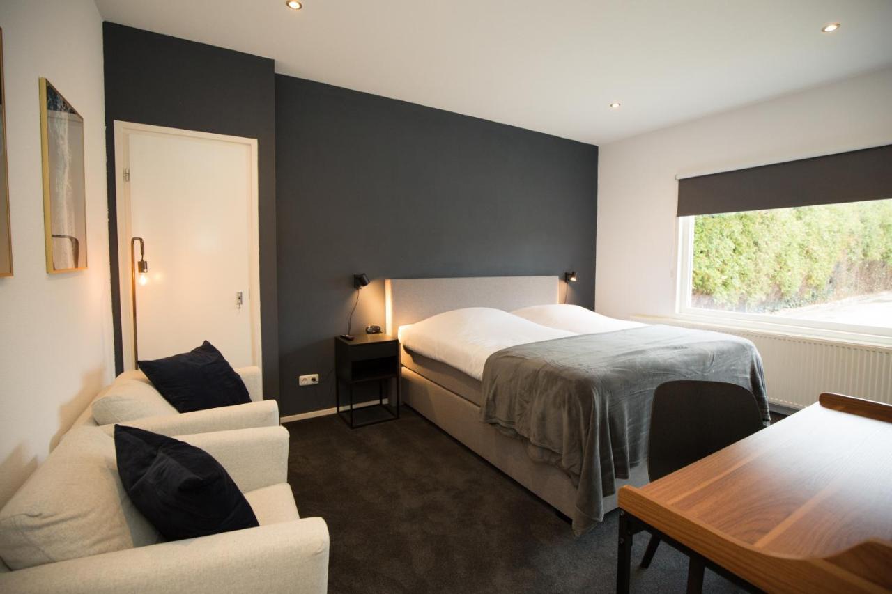 Bed And Breakfast Groningen - Peizerweg ภายนอก รูปภาพ